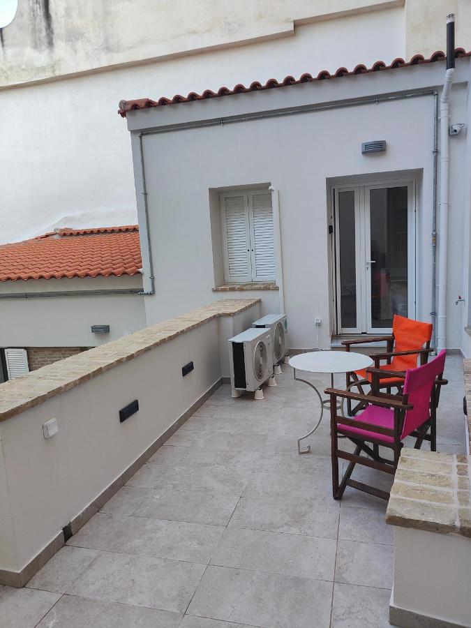 Litseli Apartamento Atenas Exterior foto